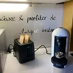 Studio 27m2, Cosy, Douillet, Neuf, Parking Privee *