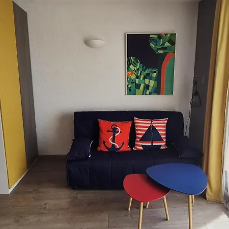 27m2, Cosy, Douillet, Neuf, Parking Privée *