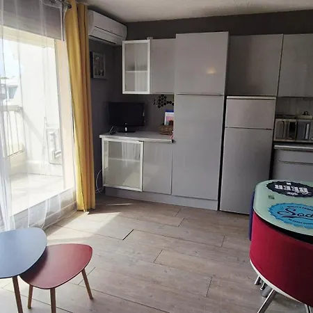 27m2, Cosy, Douillet, Neuf, Parking Privée *