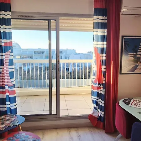 Studio 27m2, Cosy, Douillet, Neuf, Parking Privee
